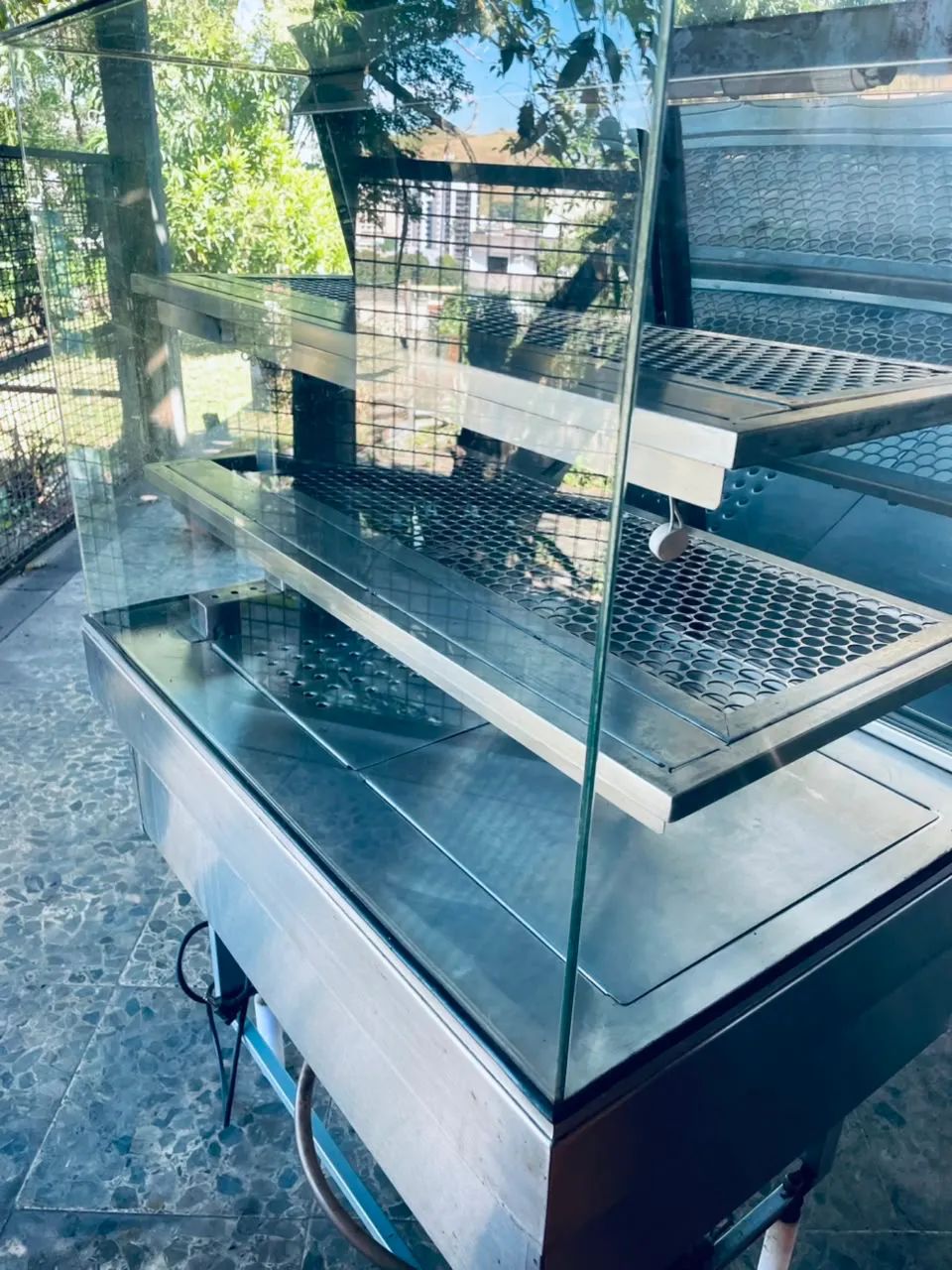 Vitrine refrigerada muito top 