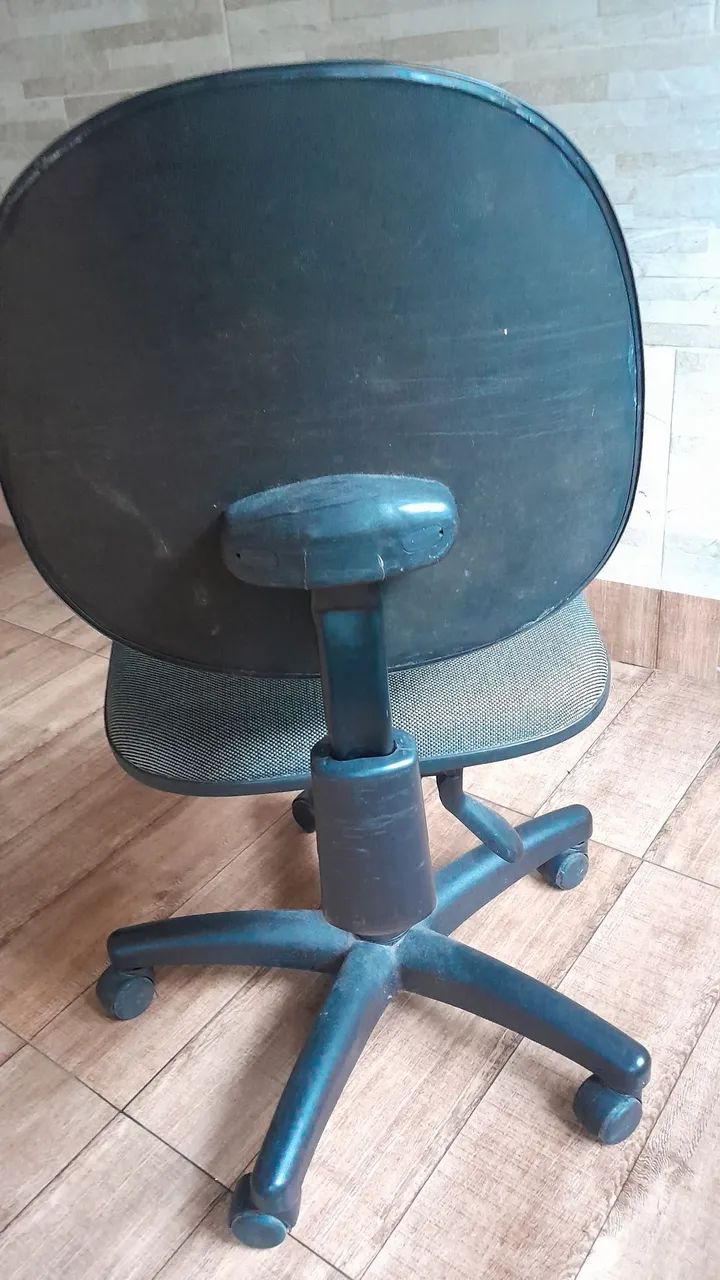 Cadeira escritório giratória - Foto 4