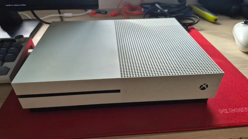Console Xbox One S 1TB - Funcionando Perfeitamente + Cabos - Foto 4