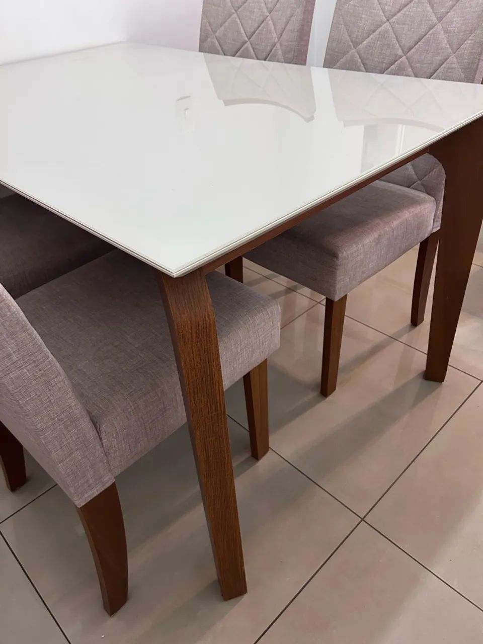 Mesa de jantar com 4 cadeiras - Foto 2