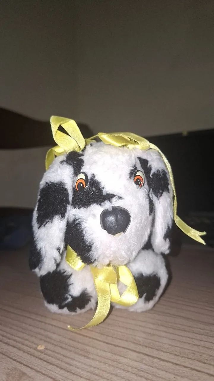 Cachorro de pelucia