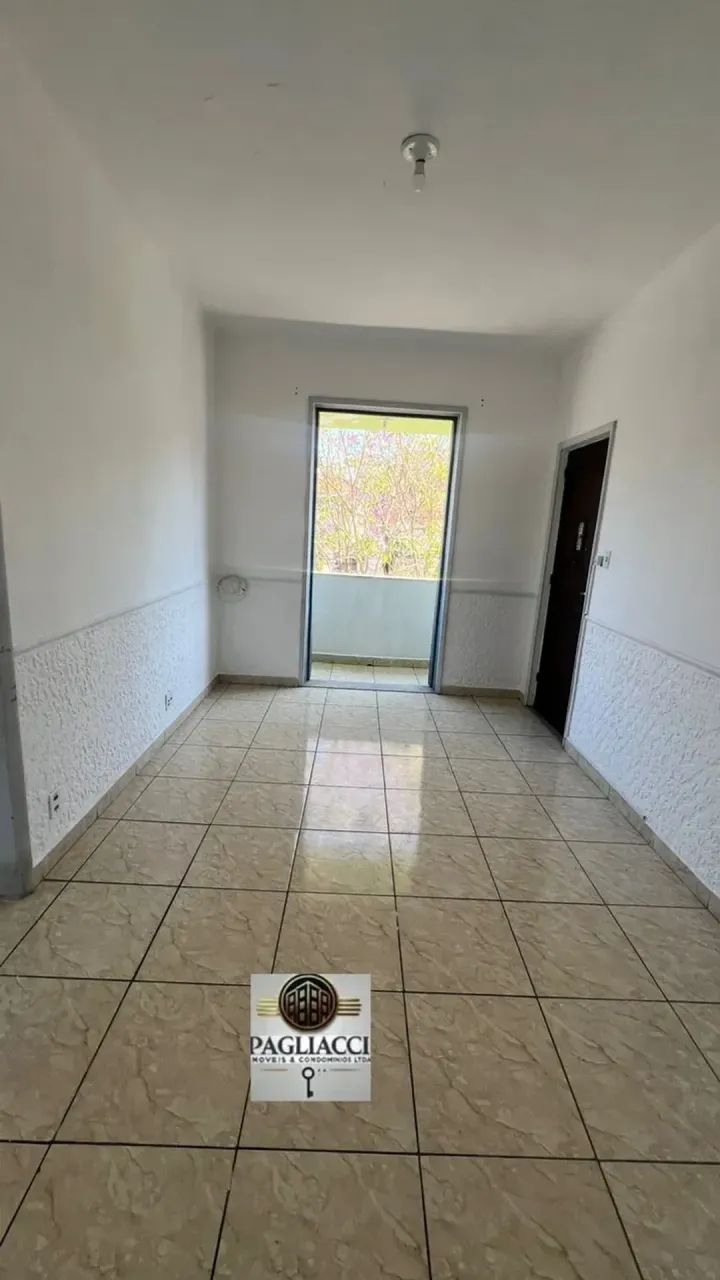 APTO 2º ANDAR - 2 QUARTOS - OLARIA - RUA PARANAPANEMA