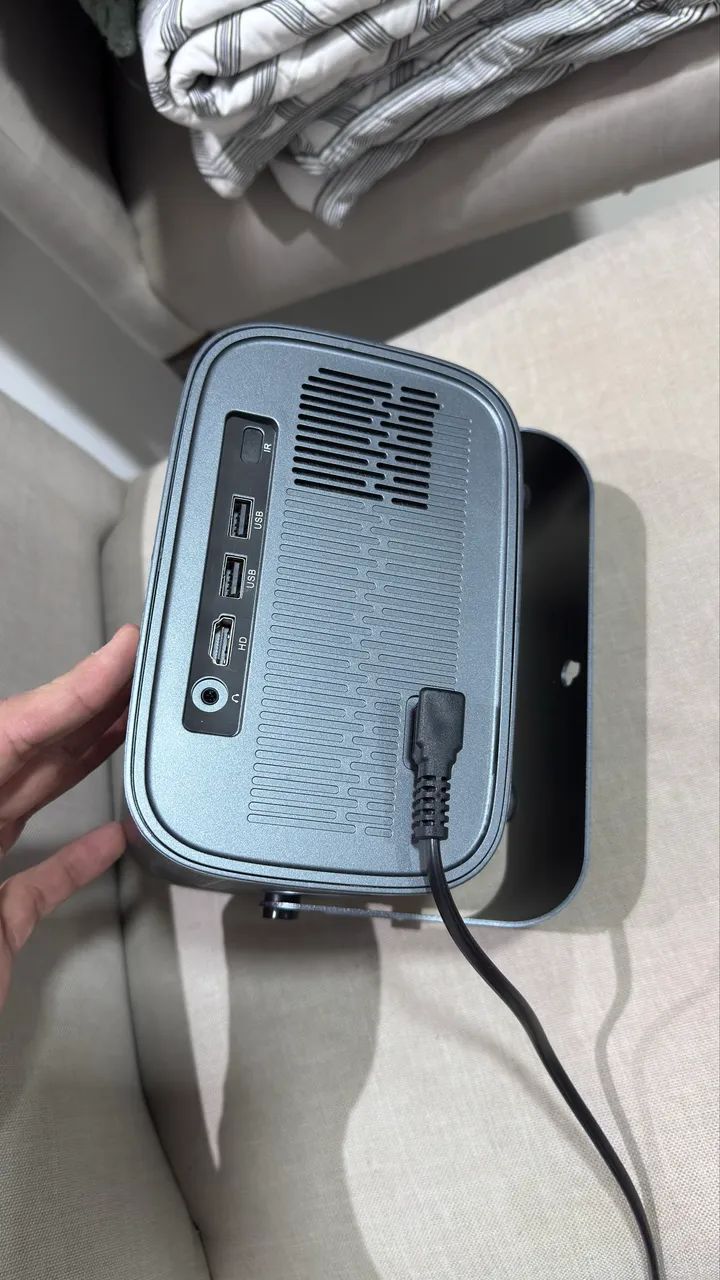 Projetor A10 plus android tv