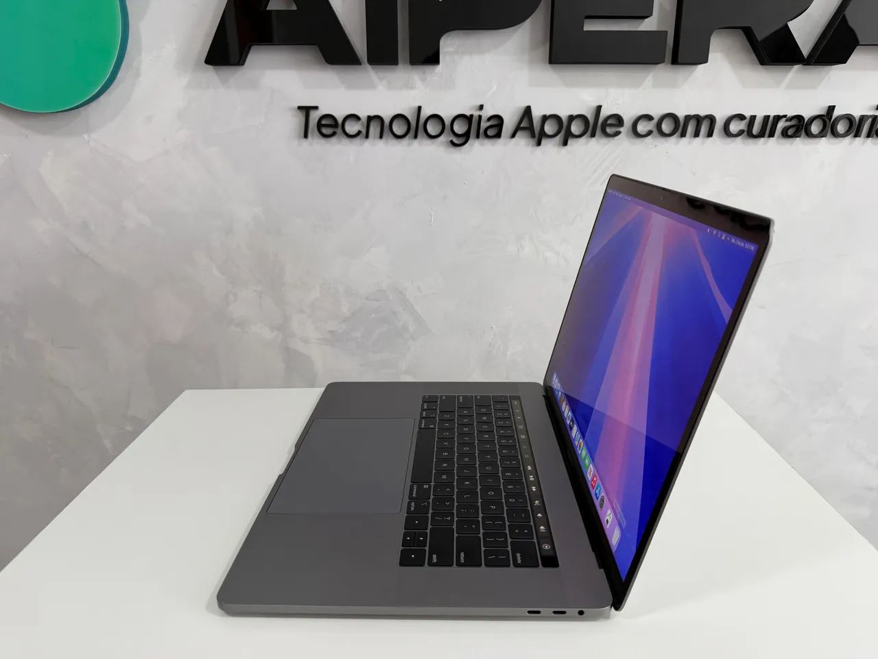 MACBOOK PRO CORE I9, 32 GB, 512 ARMAZENAMENTO , TOUCD ID, 15.4