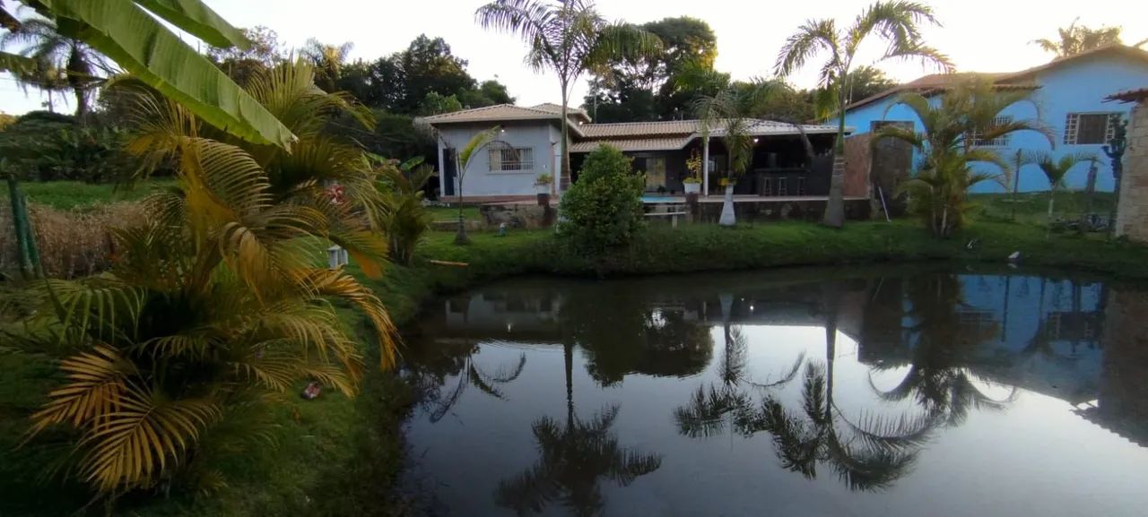 SÍTIO COM LAGOA EM IGARAPÉ 