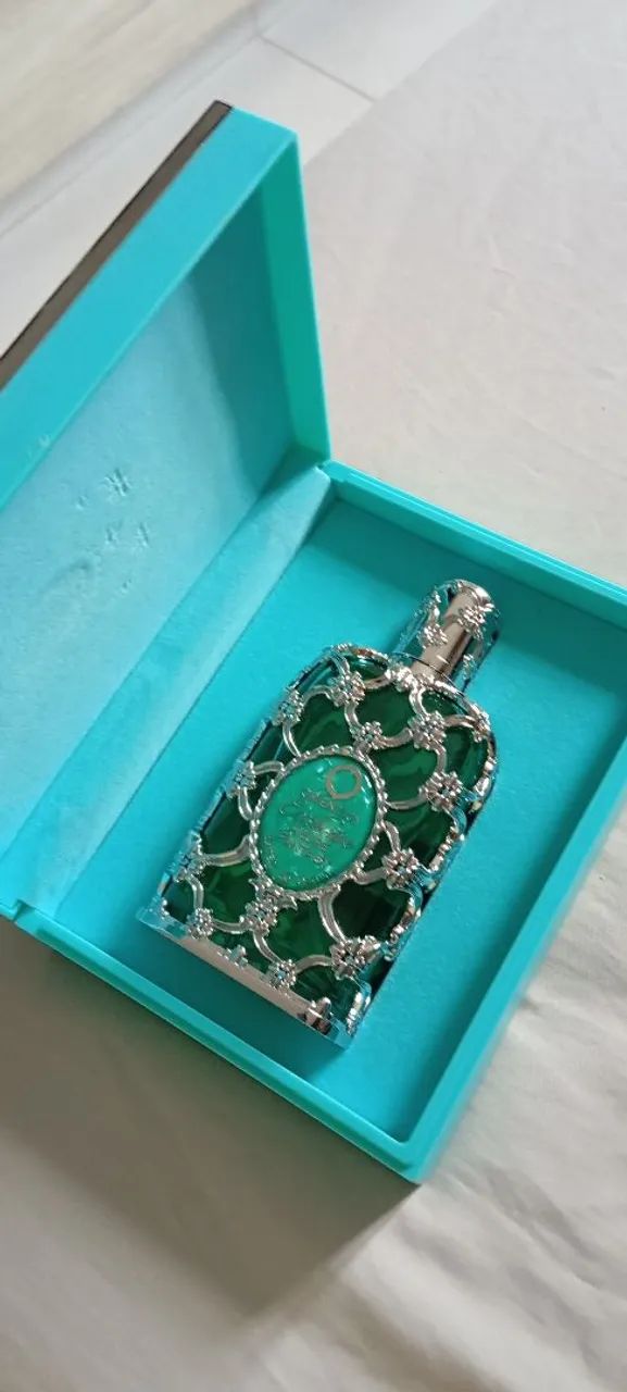 Perfume orientação Azure fantasy