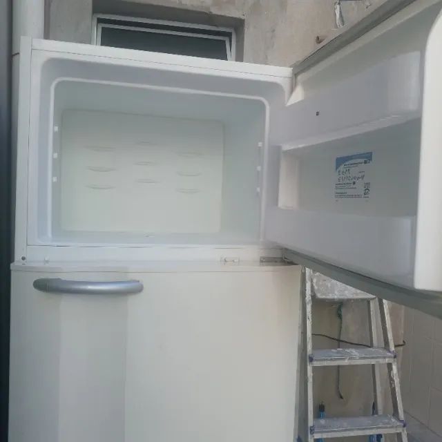 Geladeira Eletrolux 480 litros