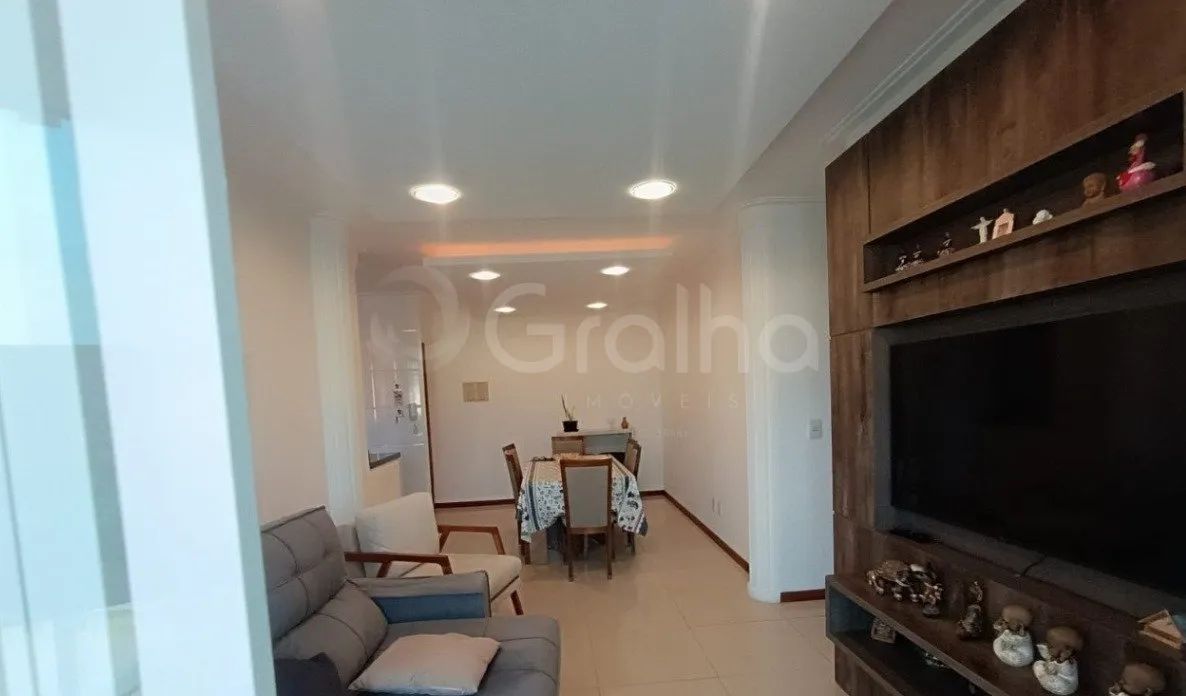 Apartamento de 83m² com 3 dormitórios na Trindade