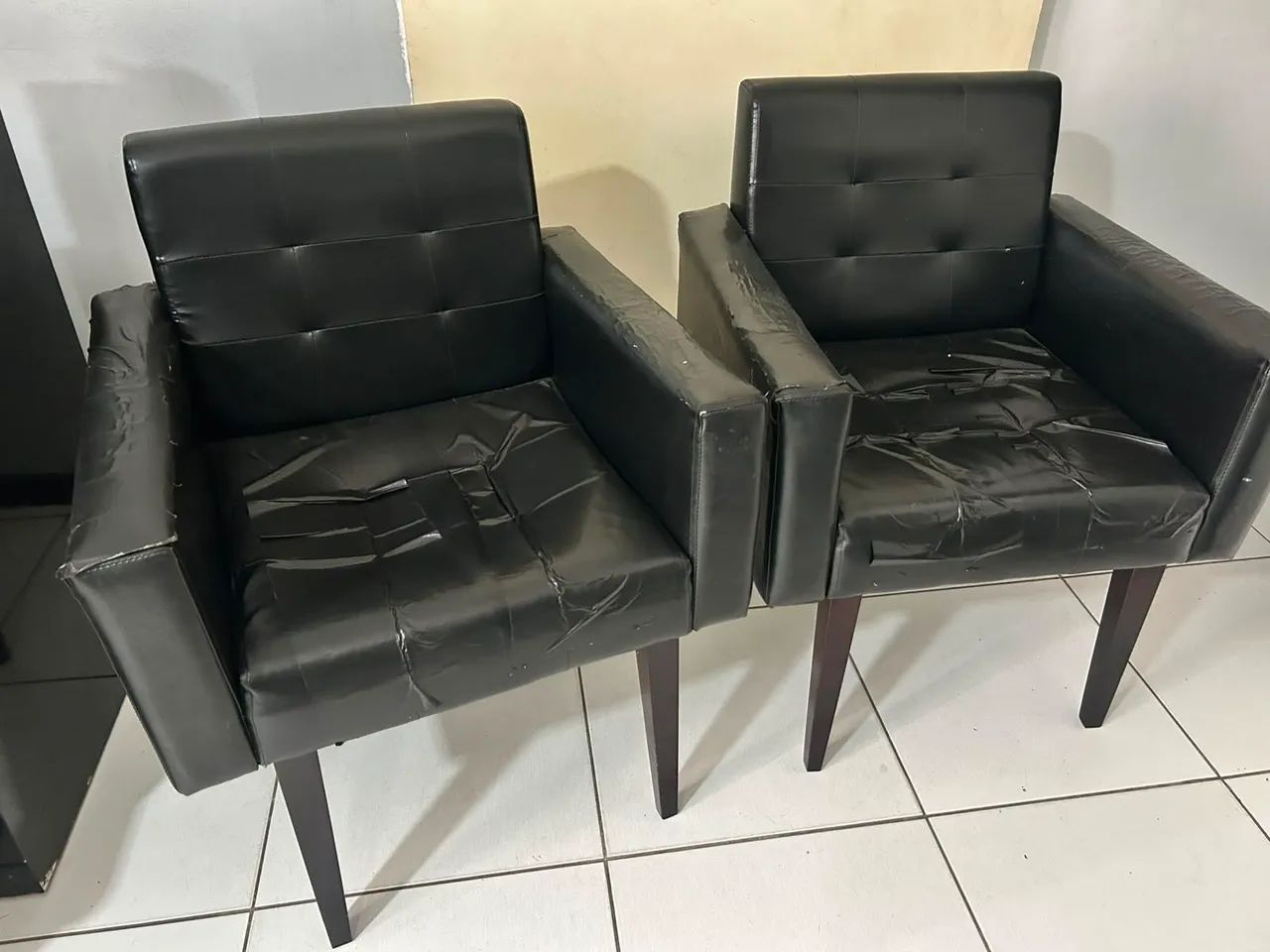 2 poltronas em courino  - Foto 2
