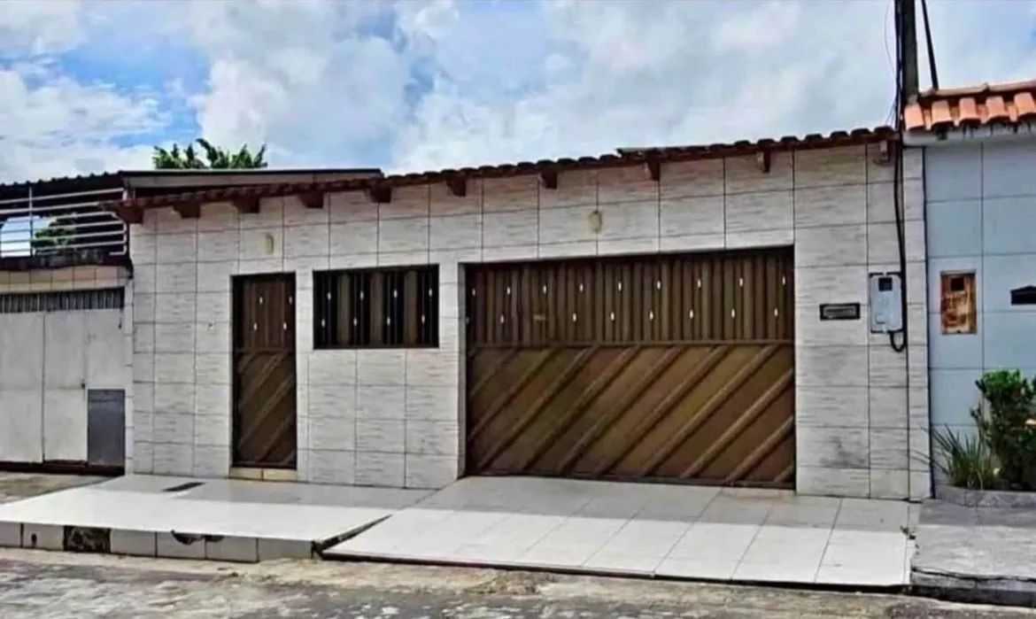 Casa no santo Antônio 
