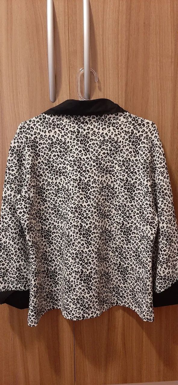 Blusa estampada GG - Foto 3