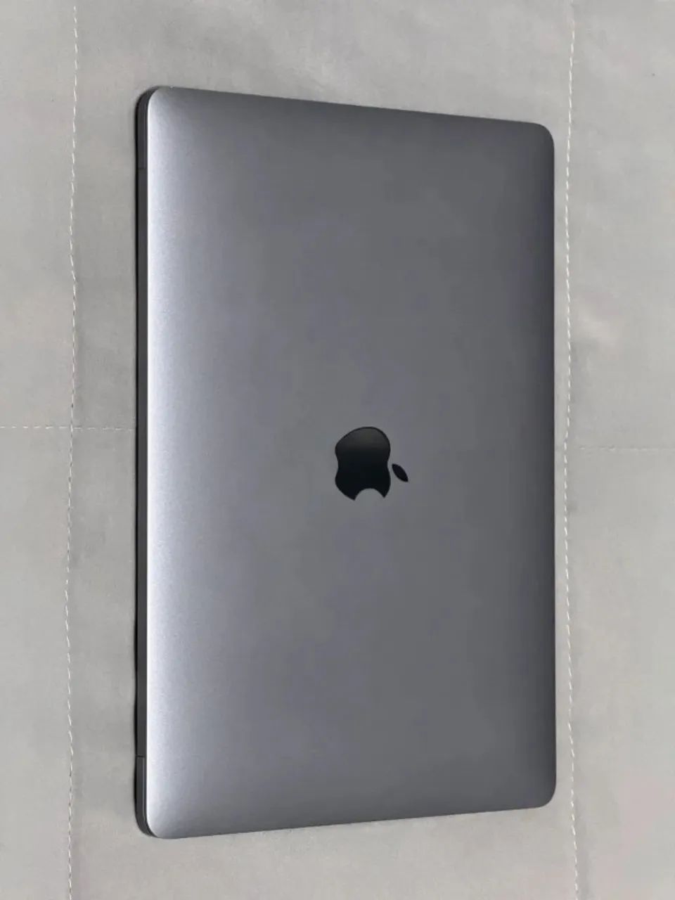 MacBook本体 Macbook pro 2020 i5 , 16gb , ssd 512GB MacBook Pro 2020 i5 | 16GB RAM | 512GB SSD ? Muito conservado, na