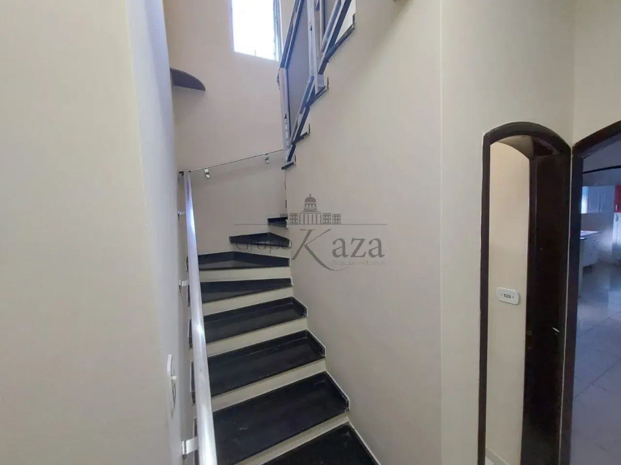 Casa Sobrado - Bosque dos Eucaliptos - 3 Dormitórios - 125m². - Foto 3