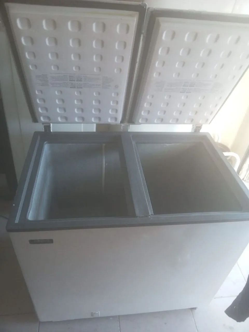 Freezer esmaltec em ótimo estado e funcionamento - Foto 2