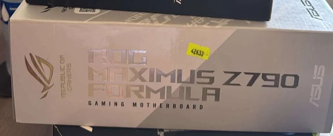 PLACA MÃE Z790 ROG STRIX FÓRMULA 