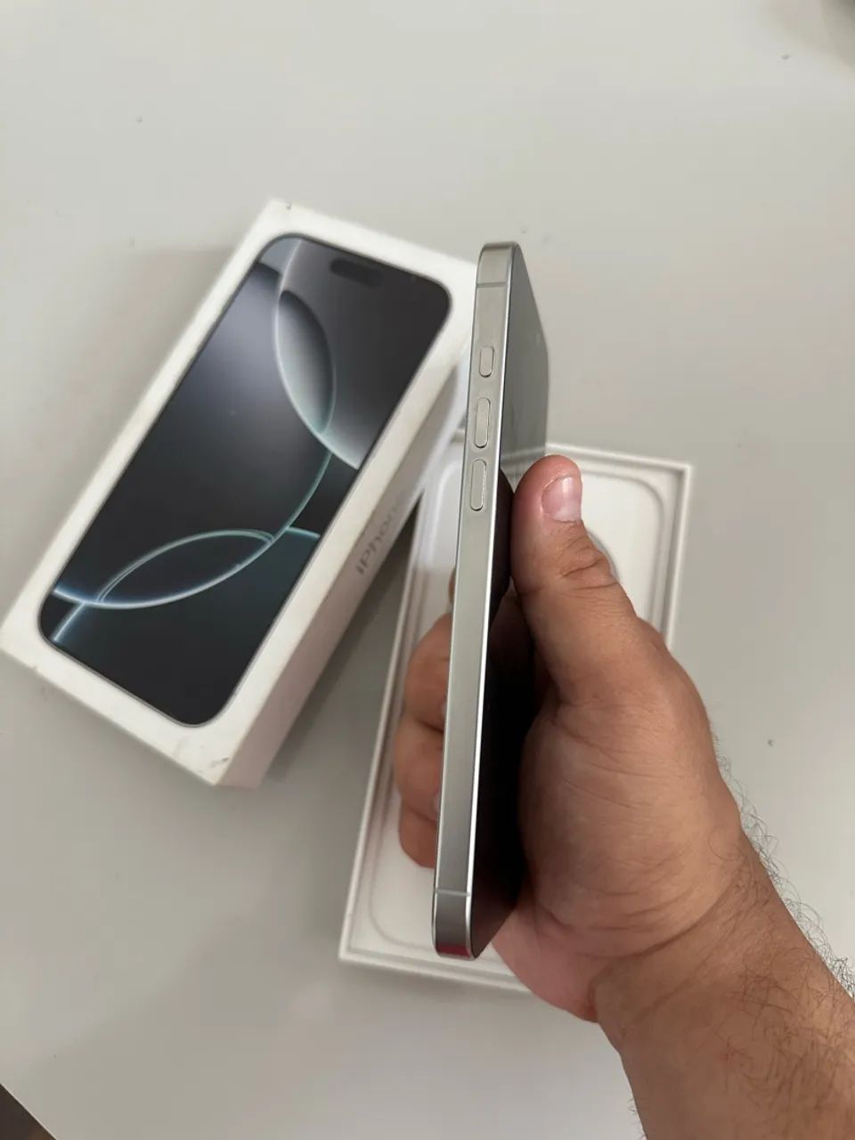 iPhone 16 Pro Max - 256 gb - Foto 3