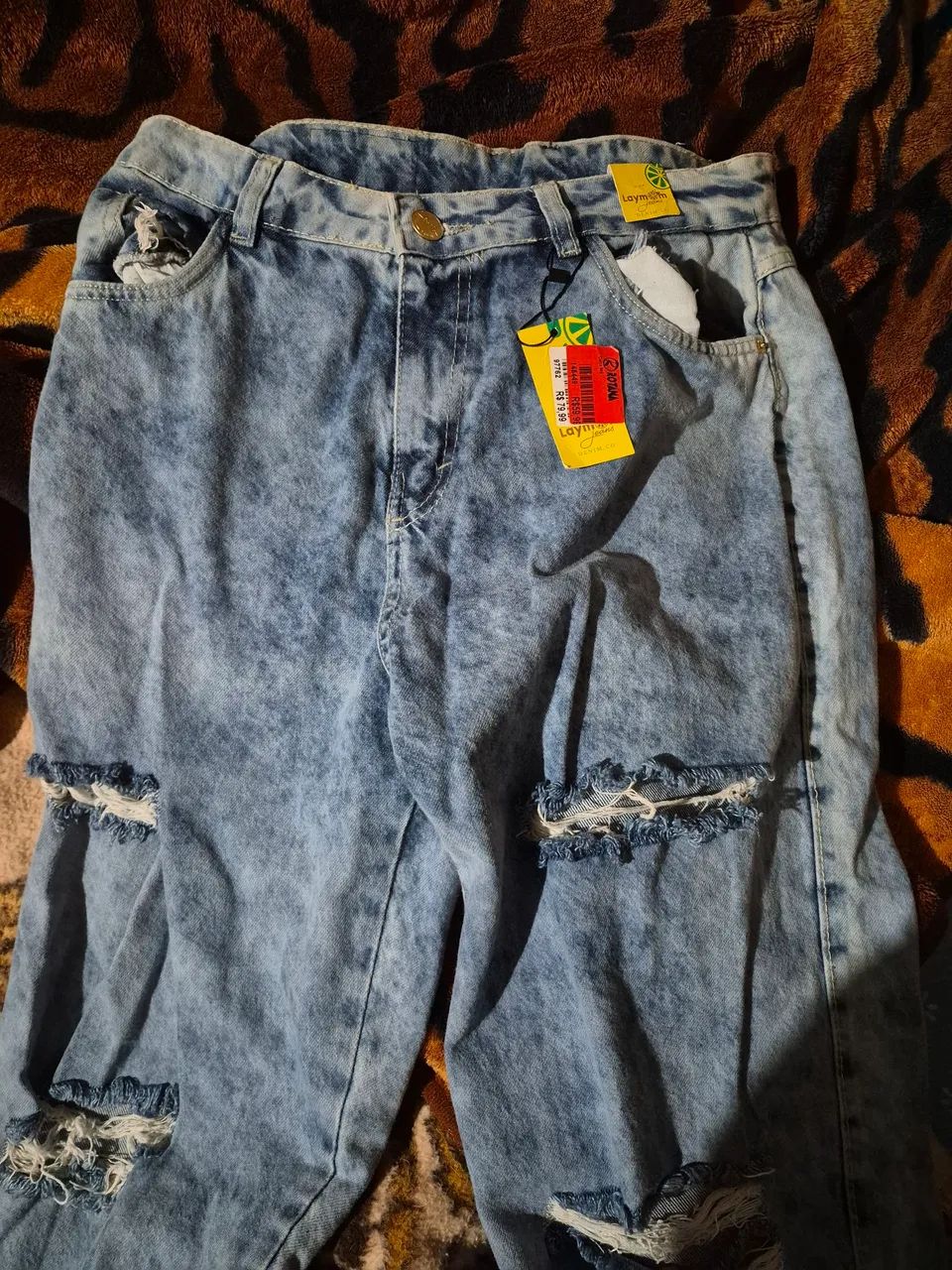 calça jeans feminina lavagem clara 44 - Foto 4