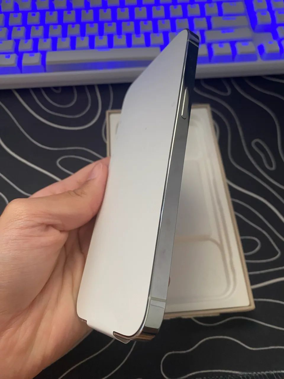 iPhone 14 Pro Max 128GB Prata - Foto 3