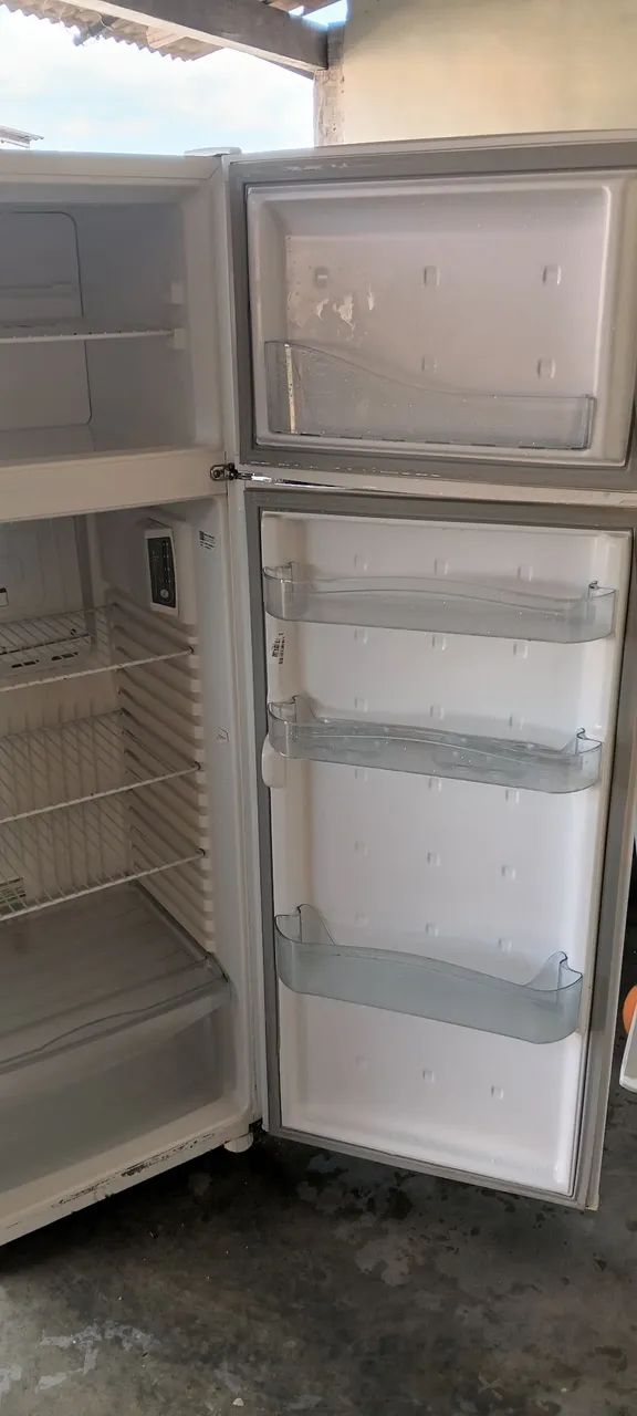 Vende-se Geladeira Consul - Foto 3