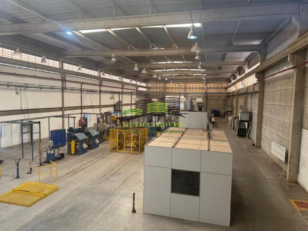 GALPÃO PARA LOCAÇÃO 750KVA
