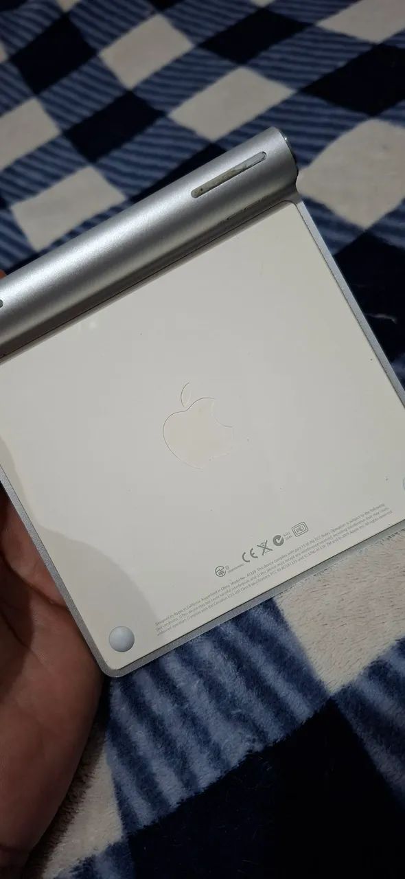 Mause e Apple Magic Trackpad de 1ª geração - Foto 2