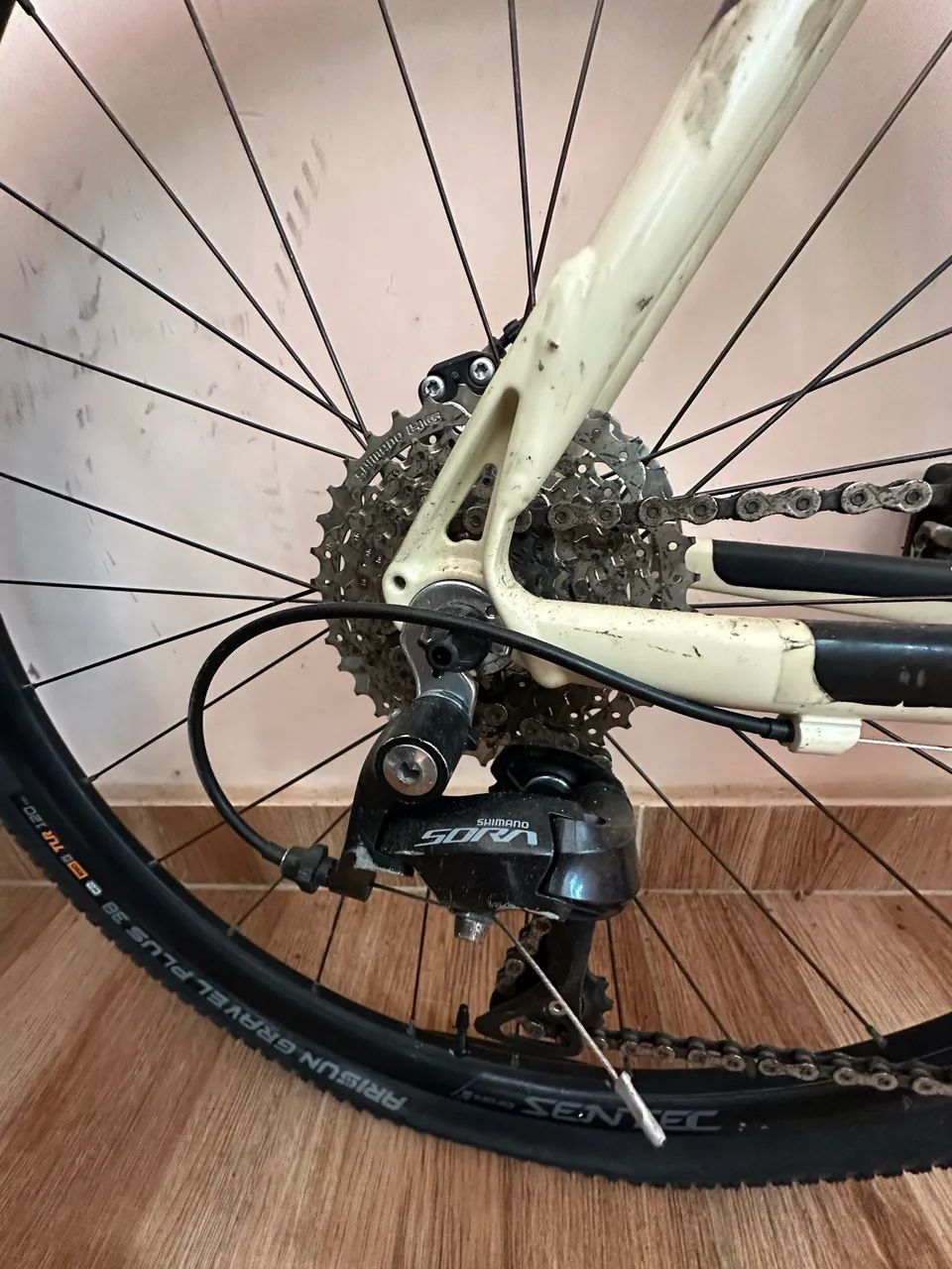 Bicicleta Gravel - Foto 3
