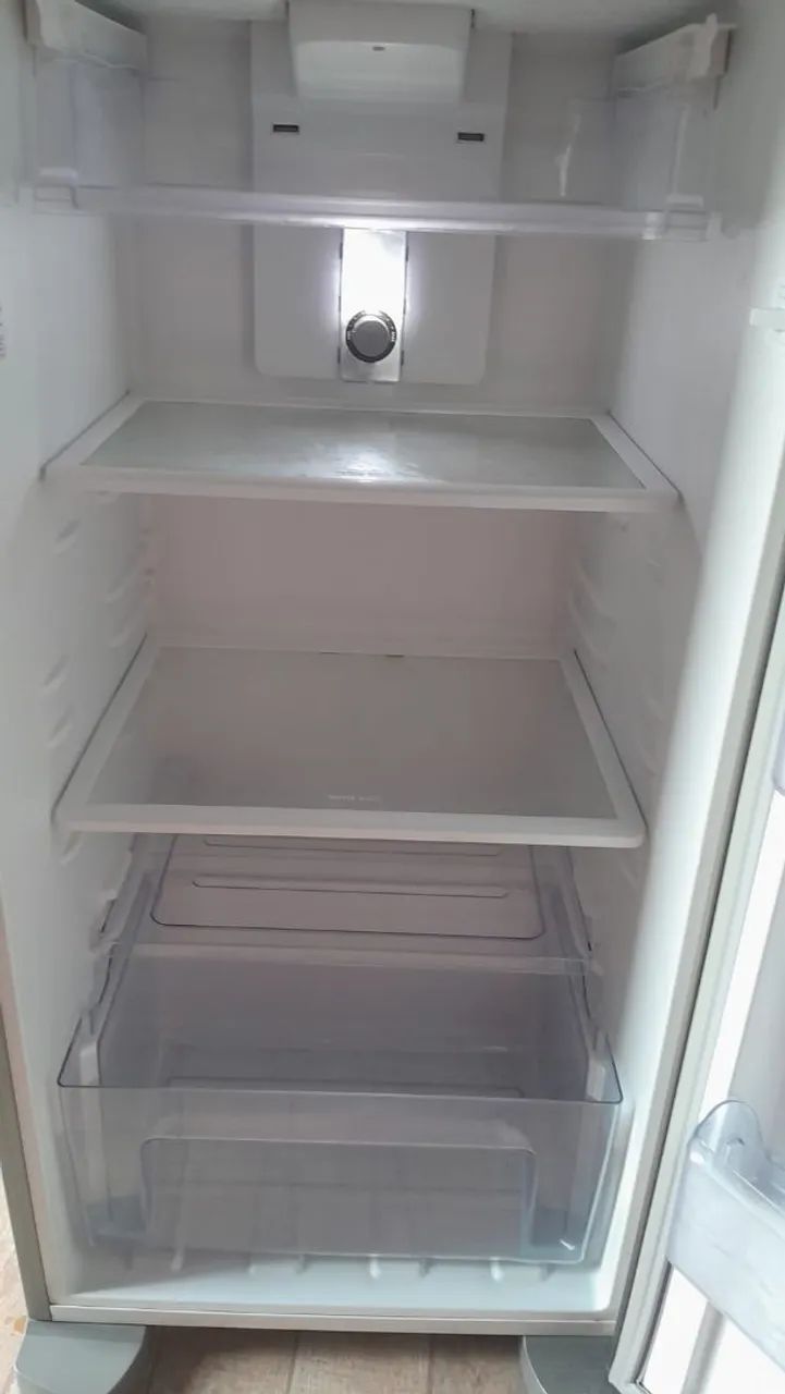 Geladeira Continental 370 Litros - Foto 3