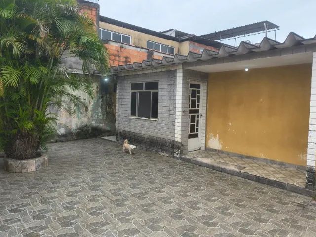 Casa Espaçosa de 3 Quartos no Sargento Roncalli