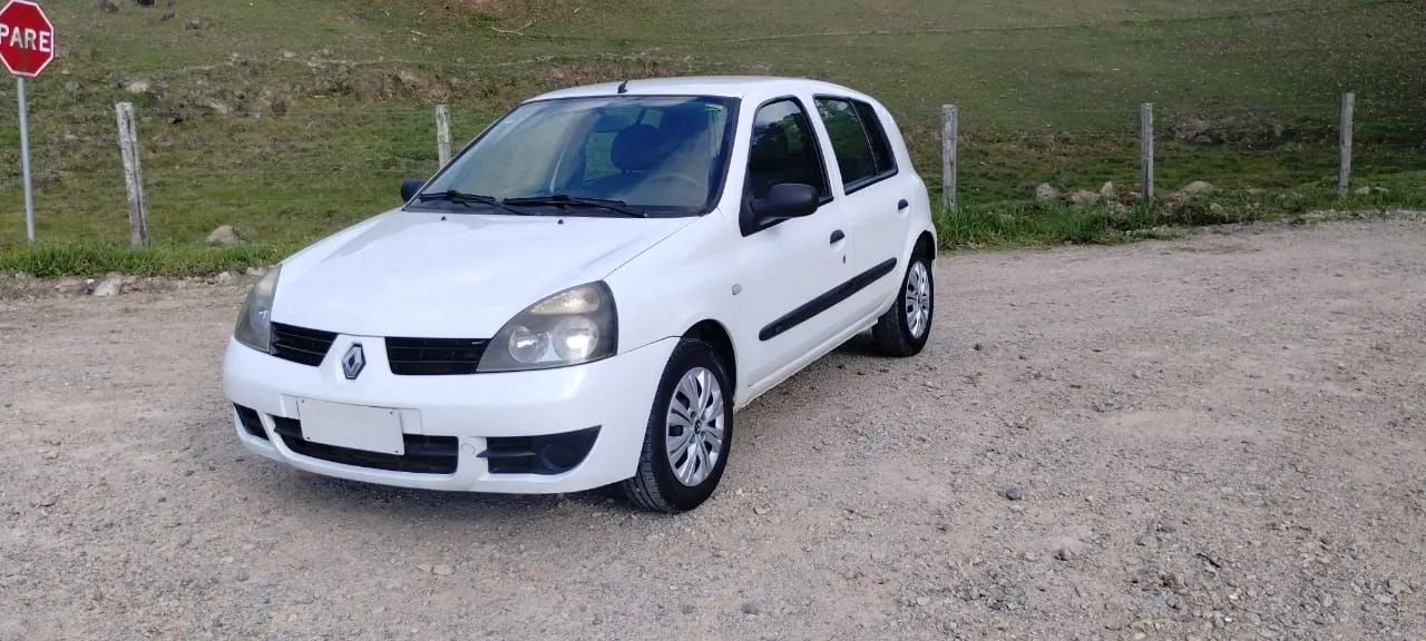 Renault Clio Clio Campus Hi-Flex 1.0 16V 5p 2010