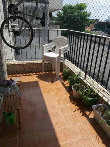 Vista Alegre Apartamento 2 quartos dependencias garagem Polo gastrônomico
