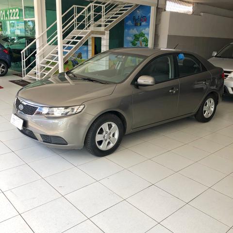 Kia Cerato 2011/2012 1.6 Flex 4P Manual - Foto 3