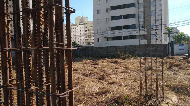 Área com projeto aprovado e fundação pronta para construção de condomínio - Foto 11