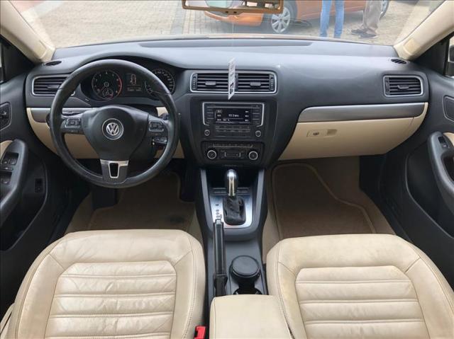 Volkswagen Jetta 2.0 Tsi Highline 200cv - Foto 8