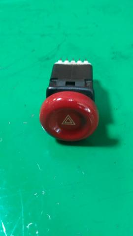 Botão Pisca Alerta Renault Master Cód.: *2