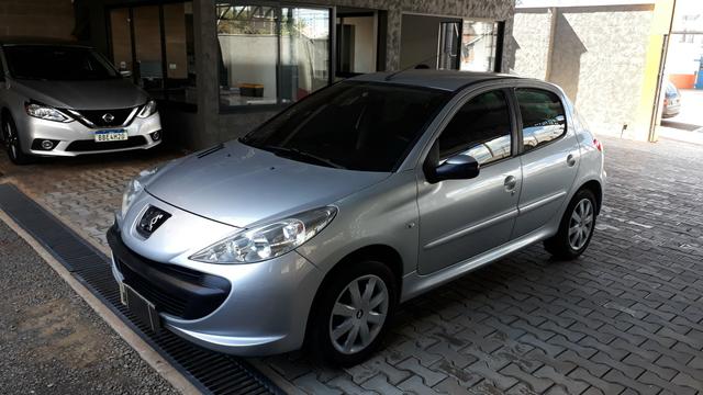 Peugeot 207 - Foto 10