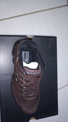 tenis oakley 300 reais