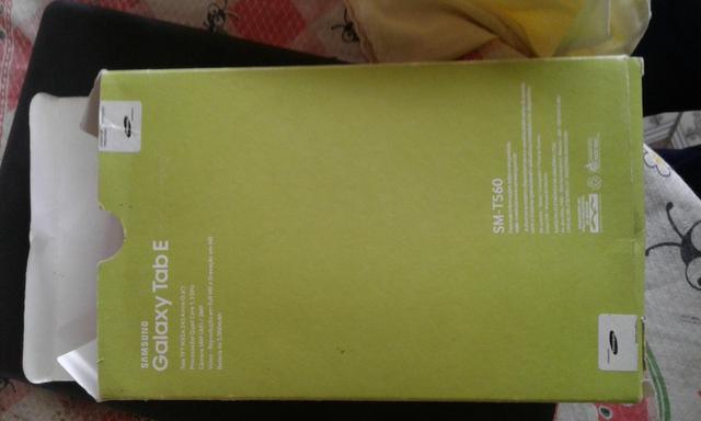 Tablet samsung semi novo