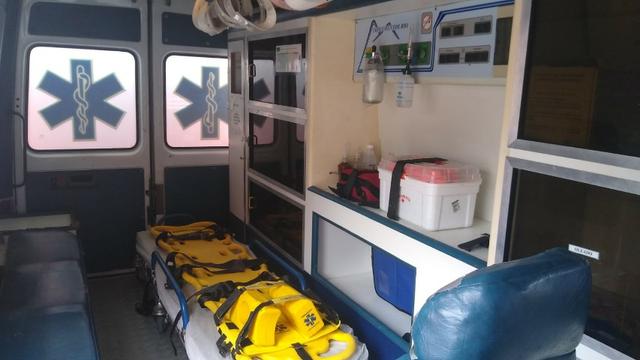 Ambulância Sprinter Básica Completa - Foto 17
