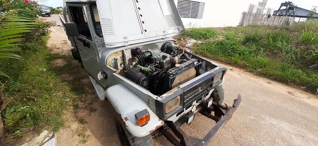 Toyota Bandeirante Ano. 89-R$:21 a Vista ou 24 se for troca.Esta em Sena Madureira-Acre