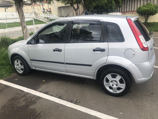 Ford Fiesta - Foto 2