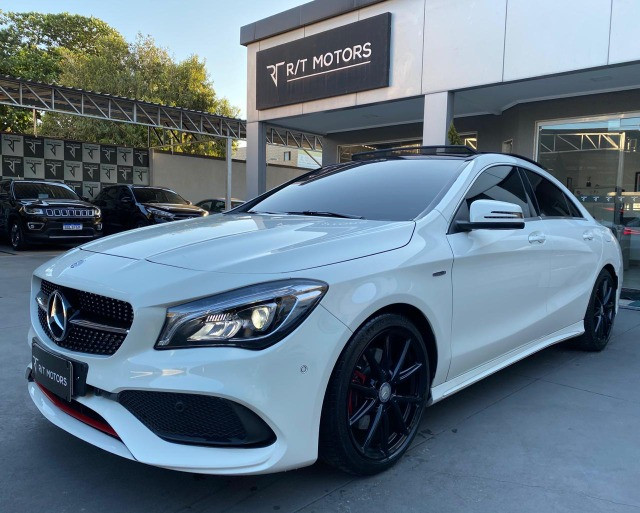 Mercedes-Benz CLA 250 Sport 2017 TOP c/ Teto - Baixa Km