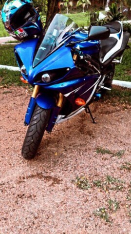 YAMAHA R1 YZF 2011