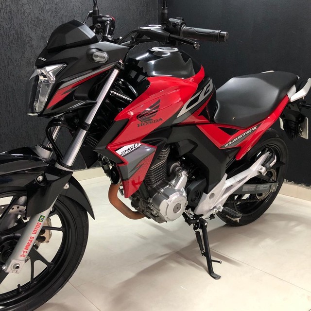 HONDA CB TWISTER