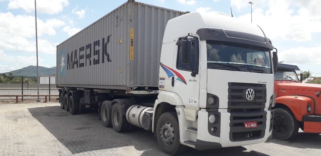 VW 25-320 CONSTELLATION 6X2 CABINE LEITO ANO 2012