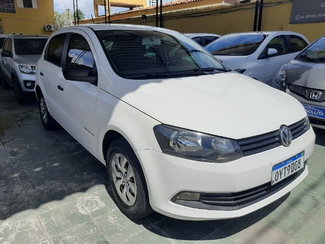 GOL G6 TREND 2015 COMPLETO 1.0 FLEX C/ MULTIMÍDIA E FARÓIS DE NEBLINA