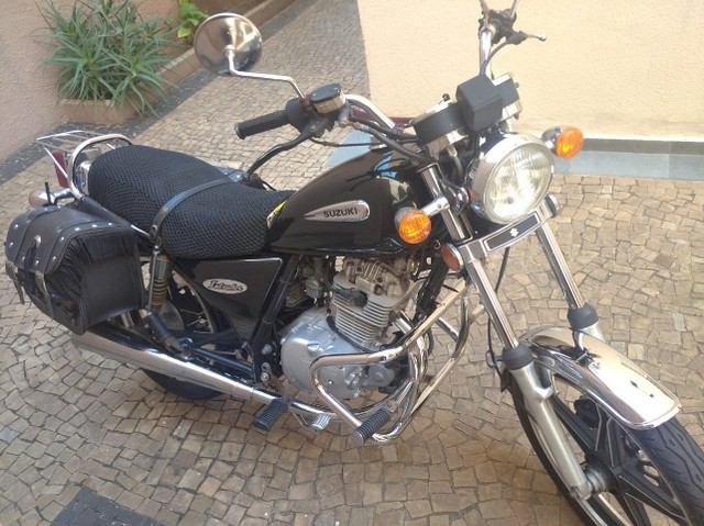 MOTO SUZUKI INTRUDER 125 2008