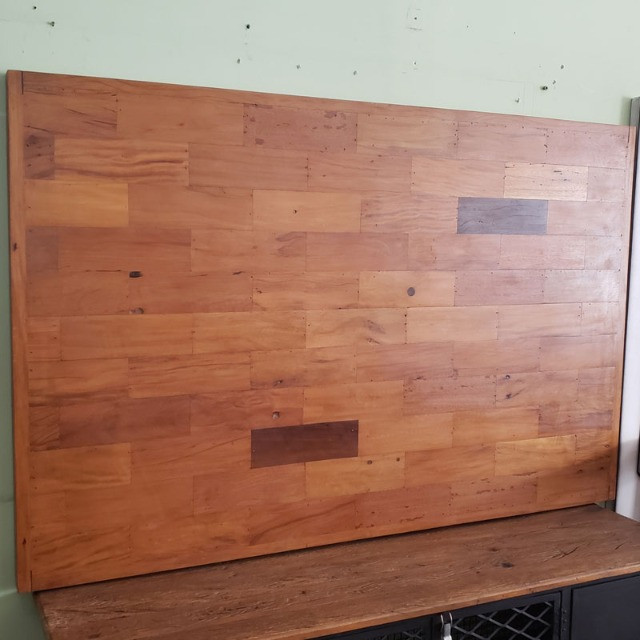 Painel Em Peroba Rosa Maquinado