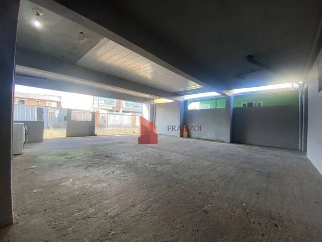 VENDA: Kitnets 2 casas e 6 apartamentos com 335m2 - Dom Bosco - Itajaí/SC - Foto 4