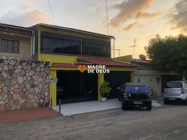 Casa Solta Disponível a venda com 05 quartos