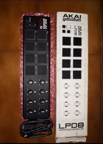 Controladora Akai LPD8
